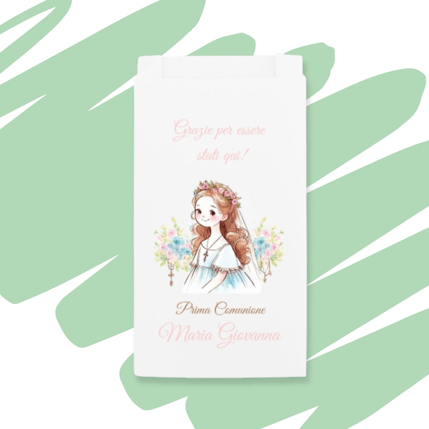 Bustina portaconfetti bianca per Prima Comunione con l'illustrazione di una bimba con velo e fiori, personalizzata con la scritta rosa "Grazie per essere stati qui! Prima Comunione Maria Giovanna" su sfondo verde chiaro.