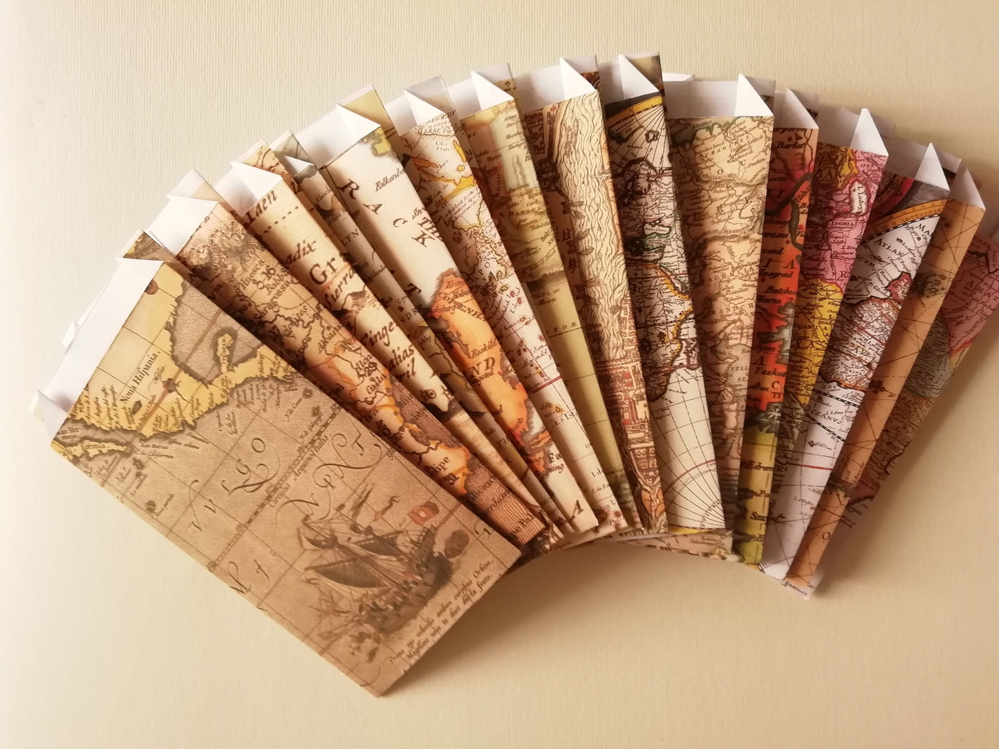 50 sacchetti in carta a tema carte geografiche vintage, per confettata di matrimonio, battesimo, comunione, cresima, anniversario