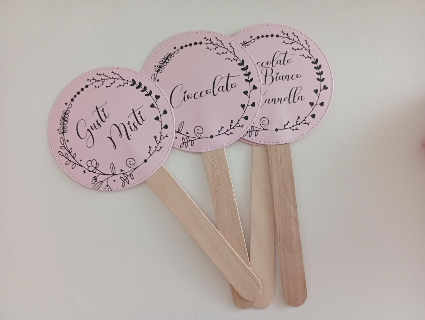 50 sacchetti carta personalizzati, confettata di matrimonio, battesimo, comunione, cresima, anniversario. Palettine segnagusto