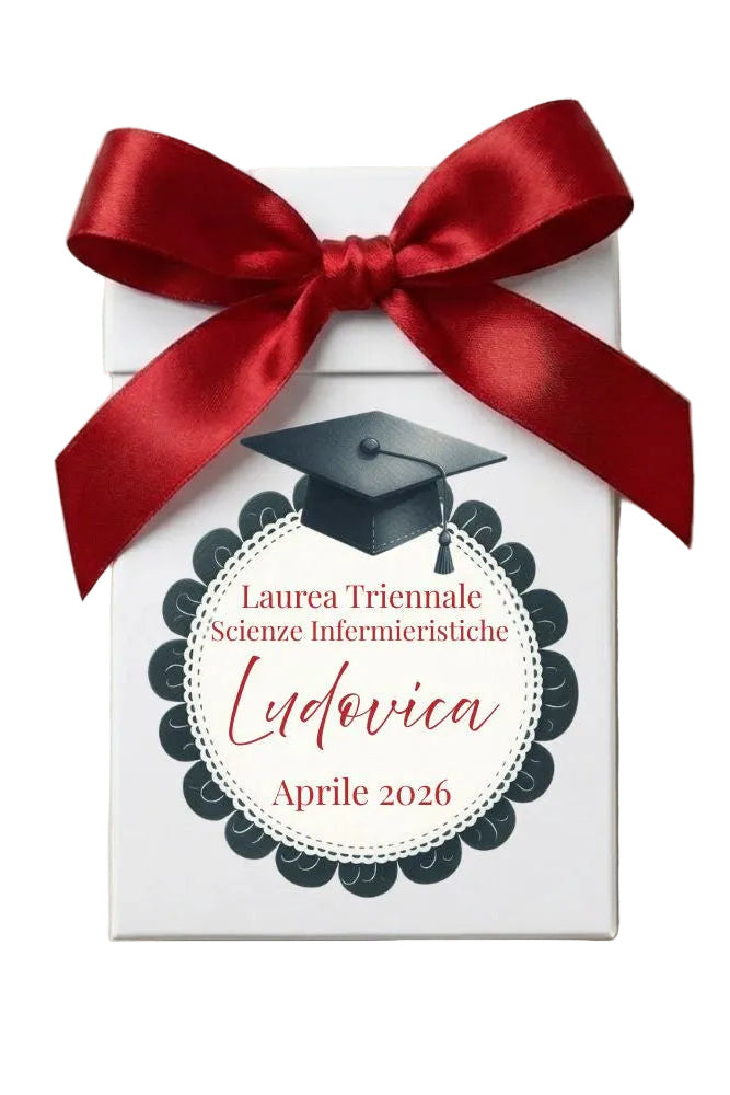 portaconfetti laurea in scienze infermieristiche con fiocco in raso rosso e personalizzazione stampata sul fronte