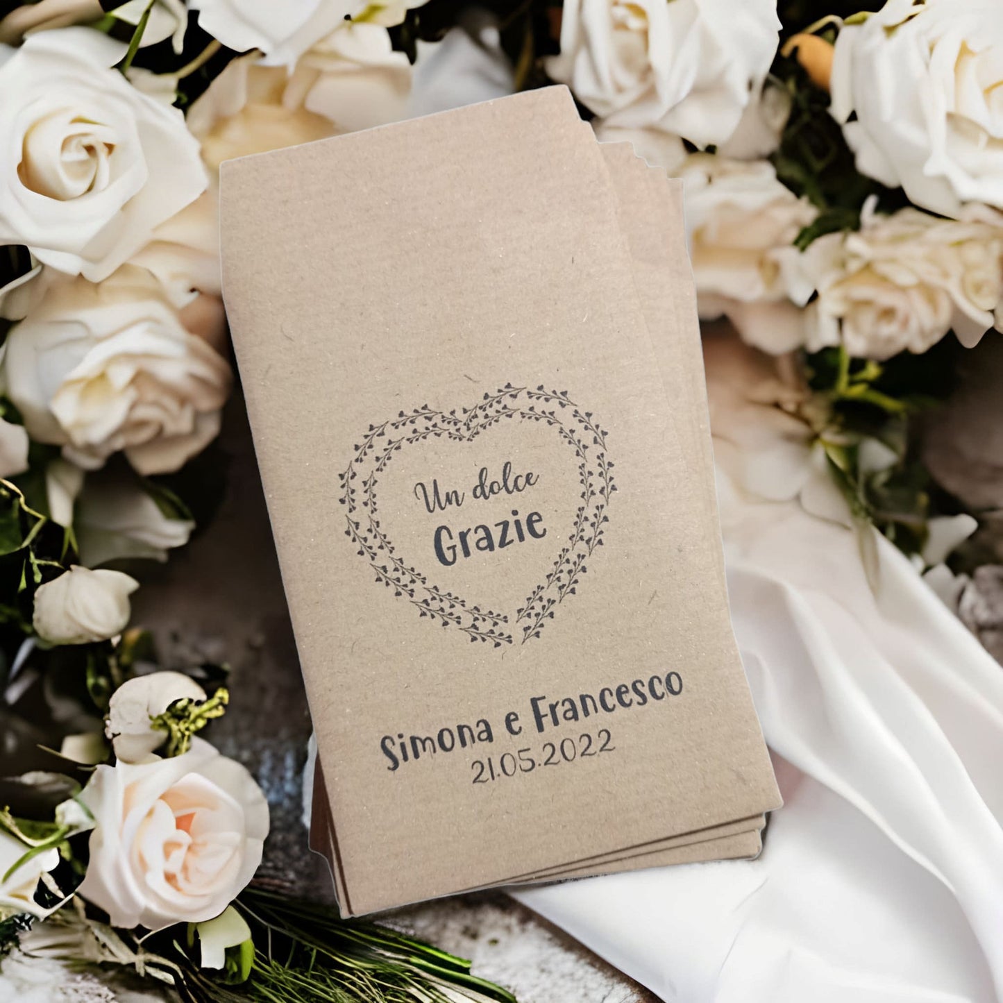 Sacchetti personalizzati in carta kraft 50 pezzi Matrimonio, Anniversario, Fidanzamento bustine confetti confettata grafiche cuore