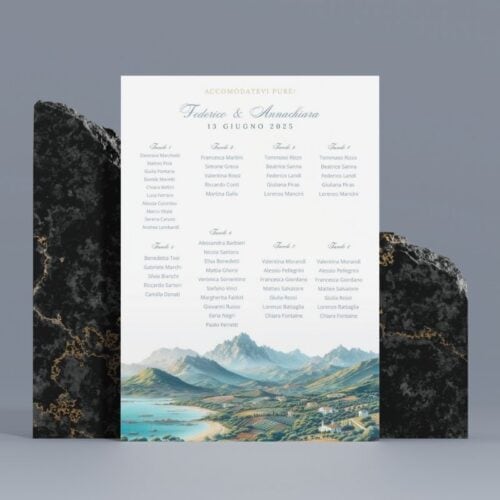 Tableau de mariage Blu Sardegna con paesaggio acquerello mare montagne vigneti palette azzurro oro stampa rigida 50x70 cm