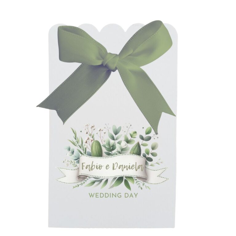 Scatolina portaconfetti con composizione di succulenti verde salvia, personalizzata con nomi e data matrimonio